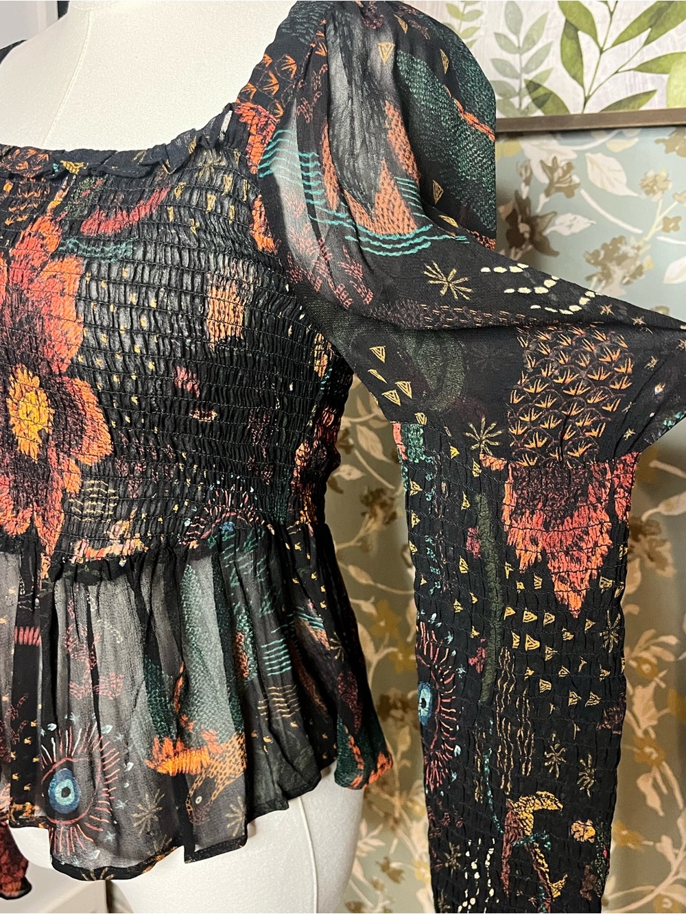 Farm Rio Blouse - Size XS - Picture 7 of 11